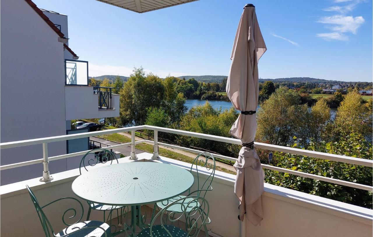 Awesome Apartment In Triel-Sur-Seine With Kitchen 외부 사진