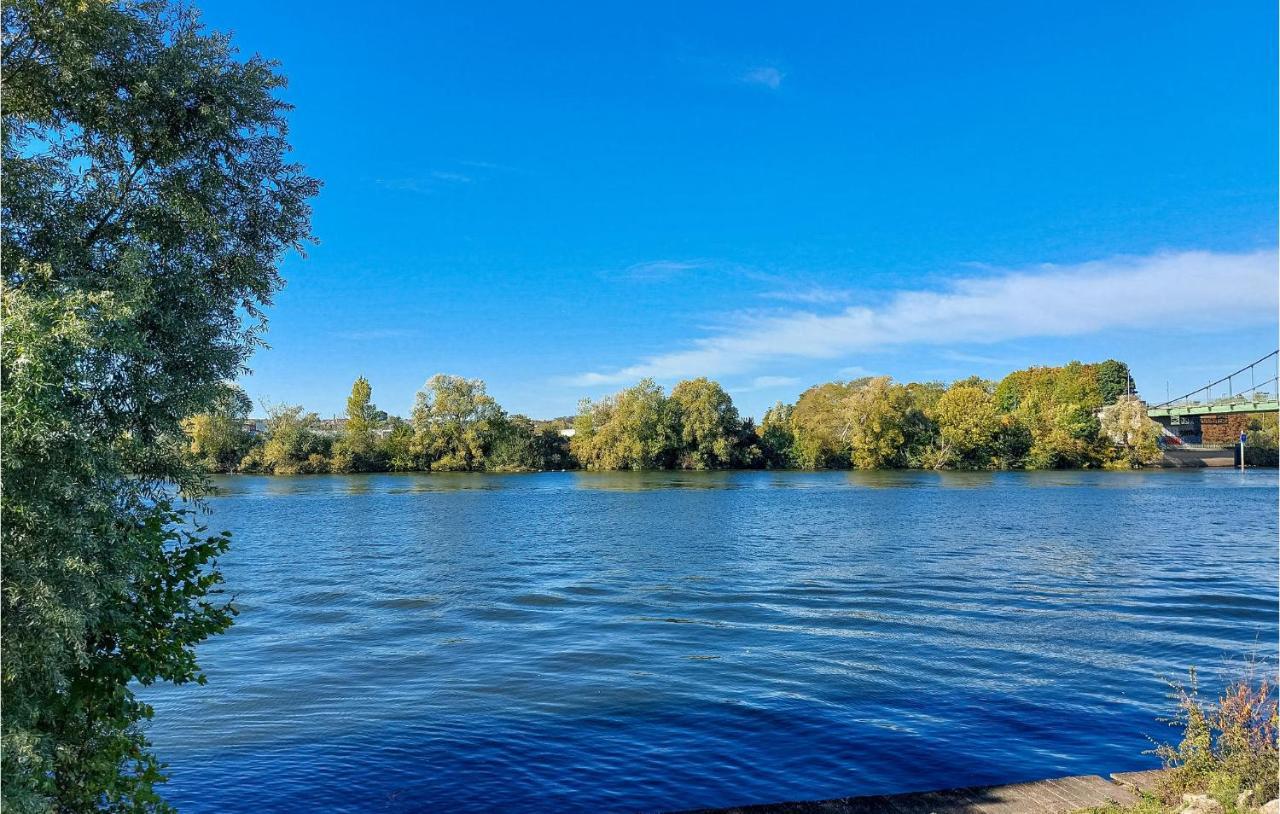 Awesome Apartment In Triel-Sur-Seine With Kitchen 외부 사진